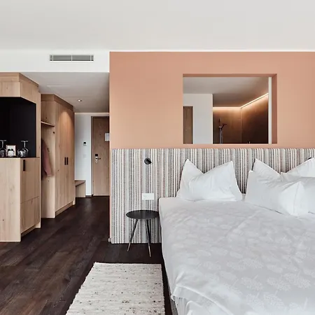Byhaller Suites & Ao Restaurant-2