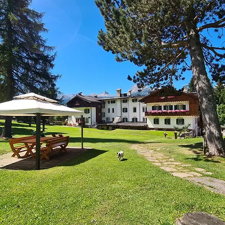Hotel Menardi-2