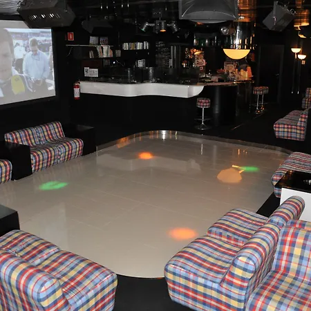 Liberty Hotel Male-2