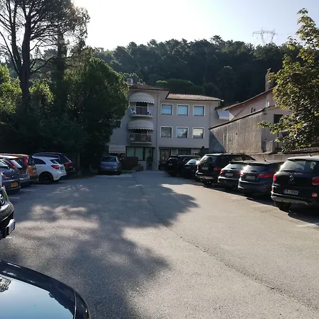 Hotel Monti-2