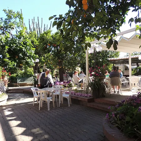 Hotel Girasole-2