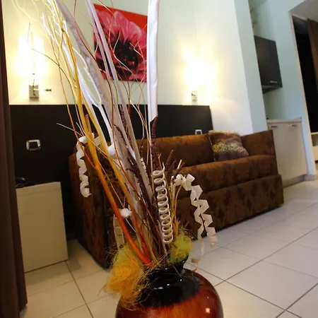 Euro Hotel-3
