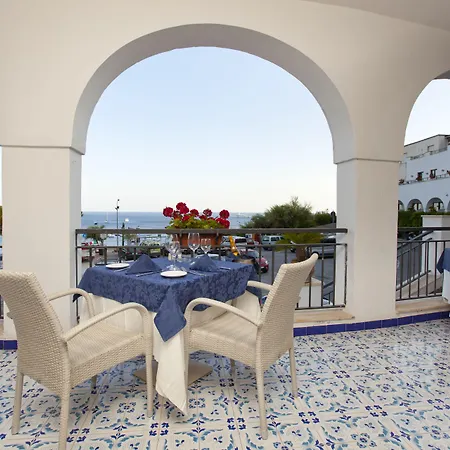 Punta Campanella Resort & Spa-2