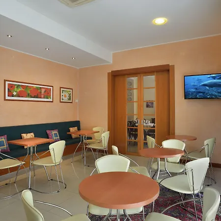 Astor Hotel-2