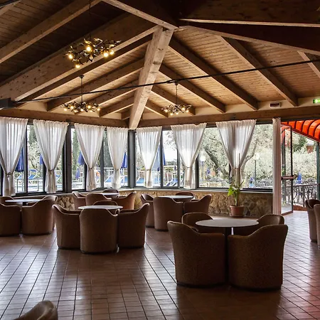 Hotel Villa Paradiso-2