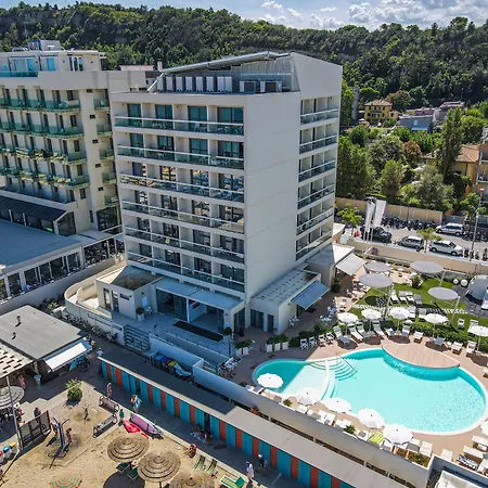 Nautilus Family Hotel-3