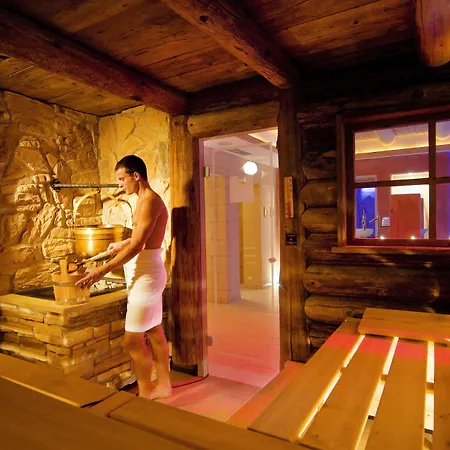 Almhof Hotel Call-3