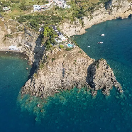 Punta Chiarito Resort&Apartments-3