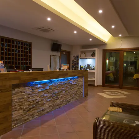 Residence Hotel La Taverna-3