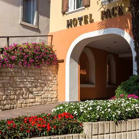 Pace 1954 Hotel-3