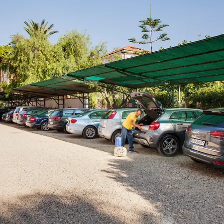 Hotel Gabriella-2