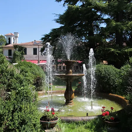 Hotel Villa Luppis-2