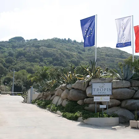 Hotel Tropis-2