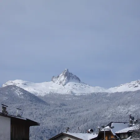 Hotel Bellaria - Cortina d'Ampezzo - parking-3