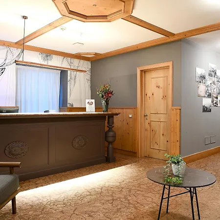 Radisson Residences Savoia Palace Cortina d’Ampezzo-3