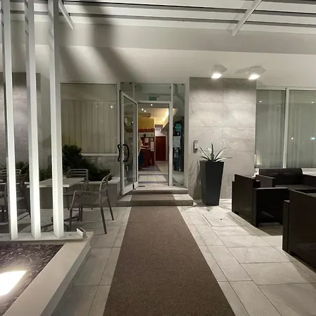 Hotel Garden-2