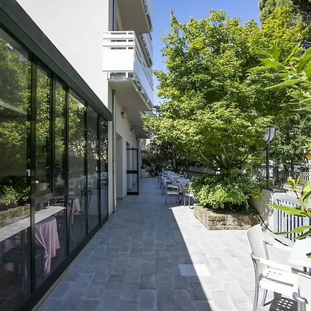 Hotel Dafne-3