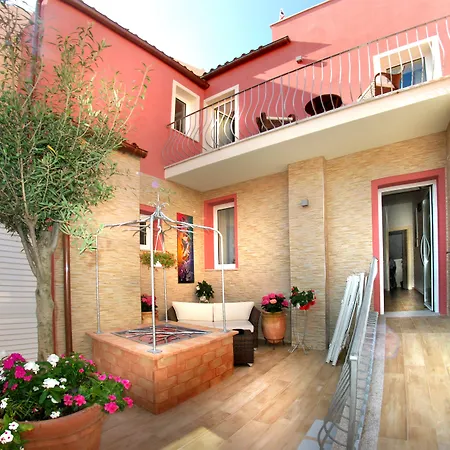 Smart Suite & Apartments-3
