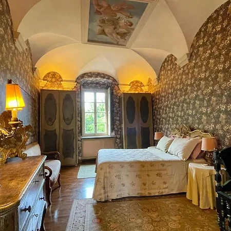 Villa La Vescogna, Historic House with Pool-2