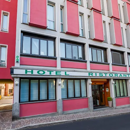 Hotel Italia-2