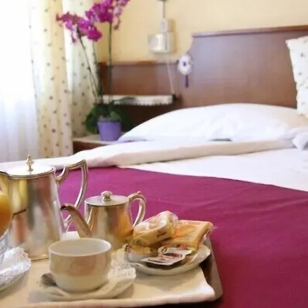 Hotel Bonifacio-3