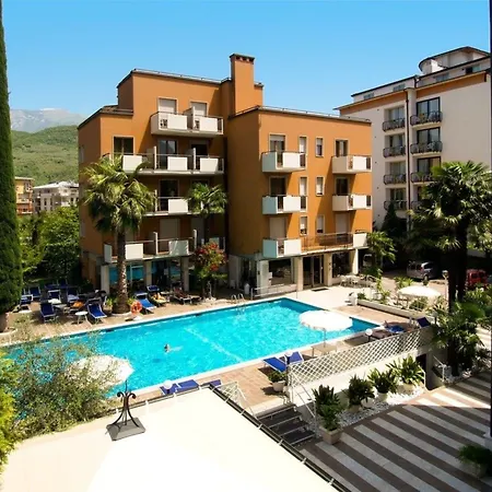 Hotel La Perla-2