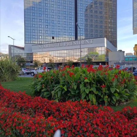 Suite Lambruschini Central With Top City View - Free Covered Parking-2