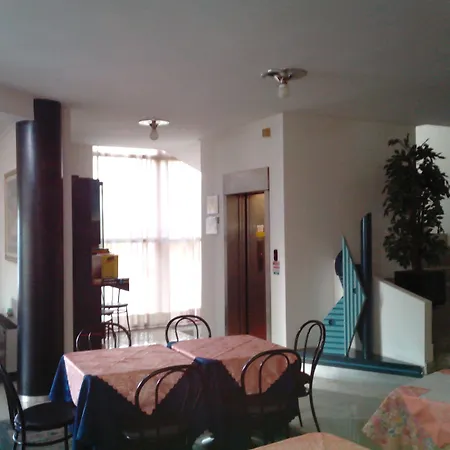 Hotel Niki-3