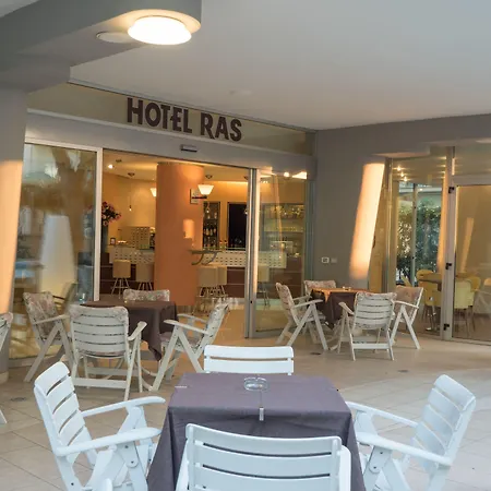Hotel Ras-3