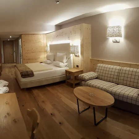 Hotel Cesa Tyrol-2