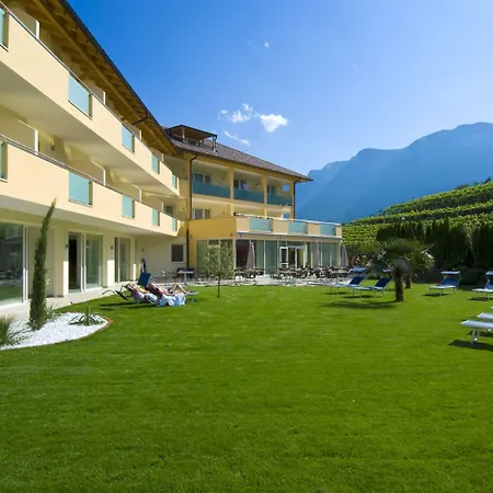 Hotel Weingarten-3