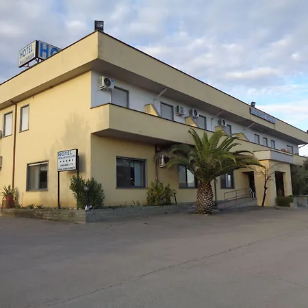 Hotel Millennium - Orte-2