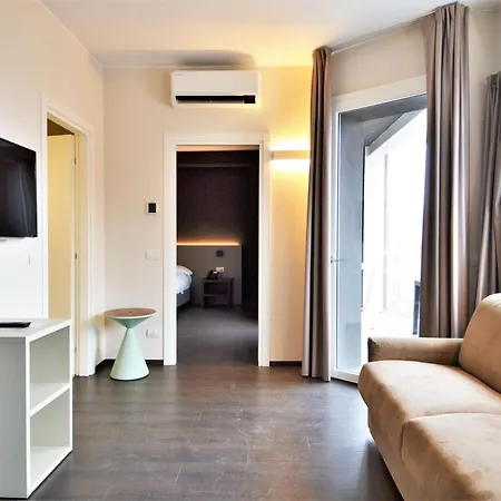 Venice Terminal Apartments & Suites-2