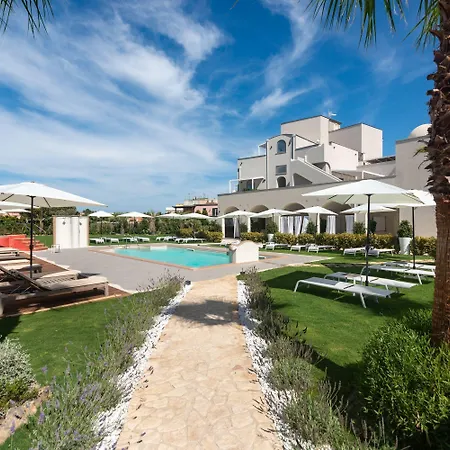 Insula Boutique Hotel-3