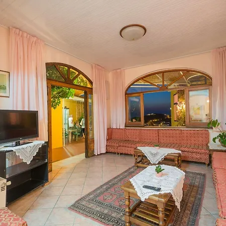 Hotel Pensione Monti-2
