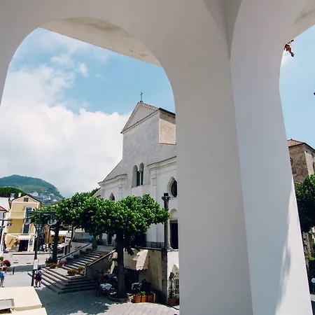 Ravello In-3