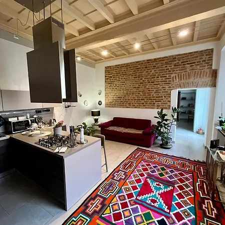Dimora Boezio7, Cozy And Charming Place In Center With Private Parking-2