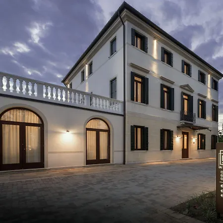 The Foscarini-2