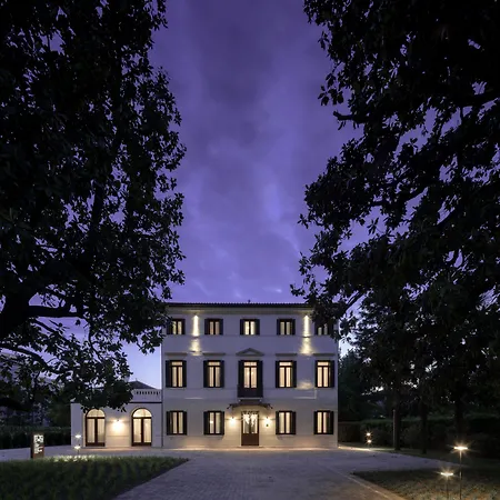 The Foscarini-3