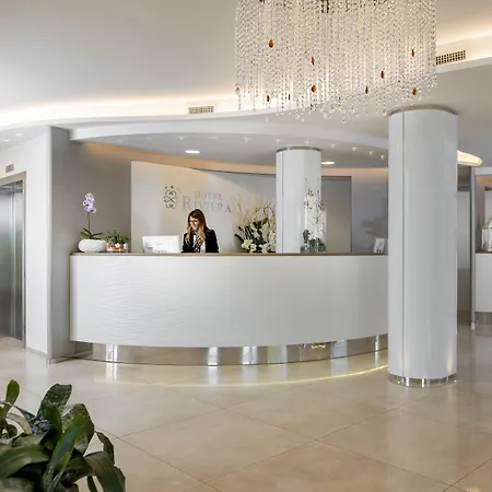 Hotel Riviera-3