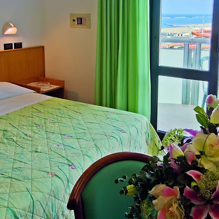 Little Hotel-3