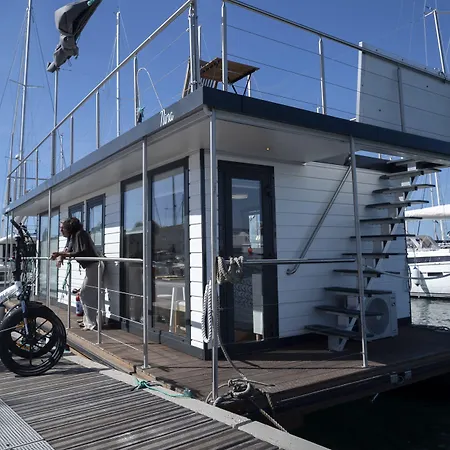 ALMALO Floating House - Casa Galleggiante-2