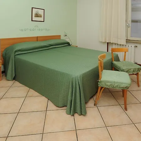 Hotel Marina-2