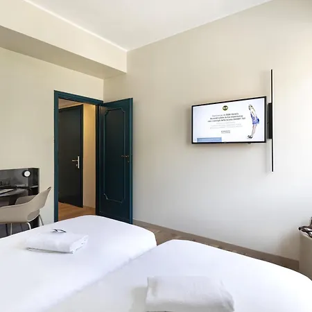 B&B Hotel Como City Center-3
