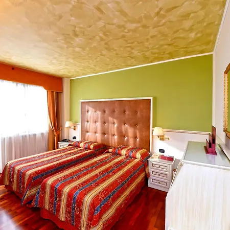 Lvg Hotel Collection - La Bussola-3