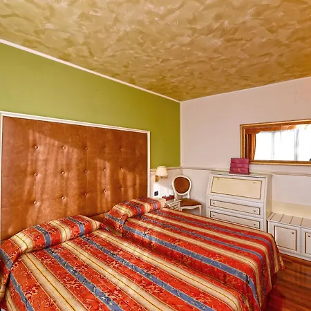 Lvg Hotel Collection - La Bussola-2
