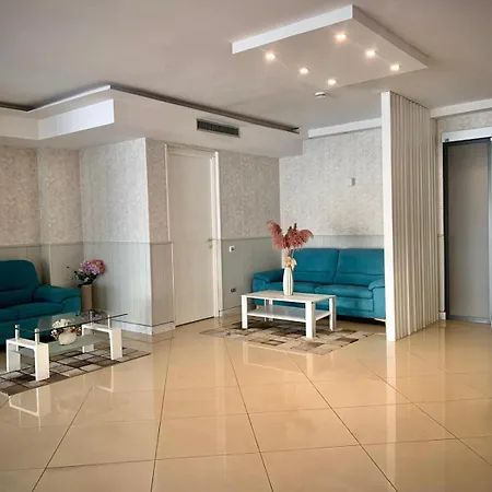 Hotel Futuro-2
