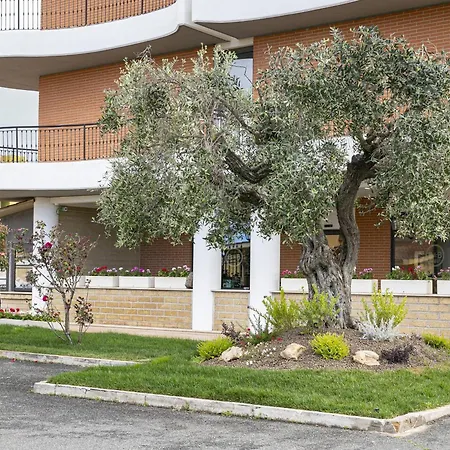 B&B Hotel Pomezia Cortese-2
