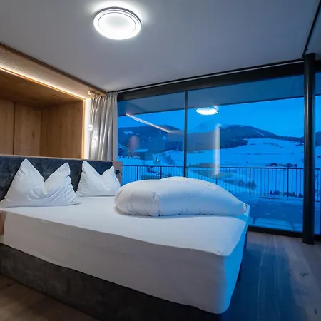 Hotel Purvita - Ski In Ski Out - Infinity Pool-2