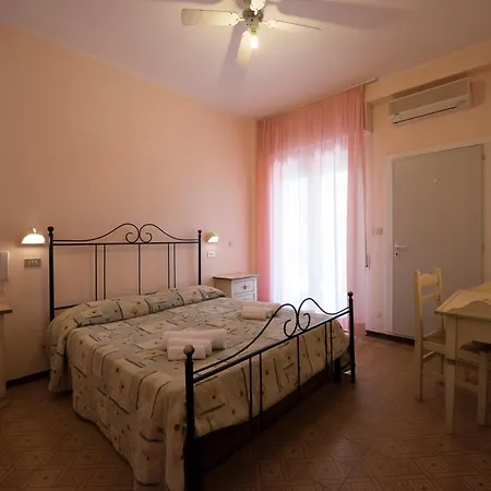 Hotel Settebello B&B-2